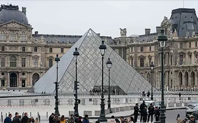 Breaking News! Dua Tersangka Pembobol Museum Louvre Pencuri Perhiasan Napoleon Ditangkap